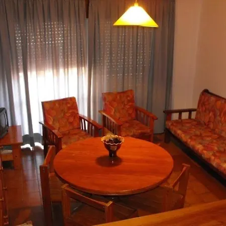 Columbia Turisticos Apartmanhotel